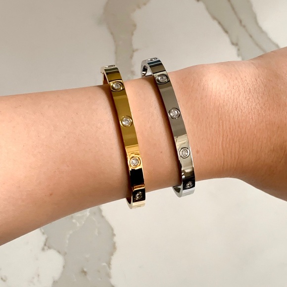 18K Gold Plated Bangle Bracelet*High Gloss Design*Waterproof Bracelet*YB - Picture 5 of 5